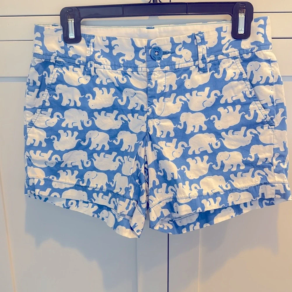 Lilly Pulitzer Blue and White Elephant Print Shorts in Blue Tusk to the Sun Sz 0 - Picture 3 of 7